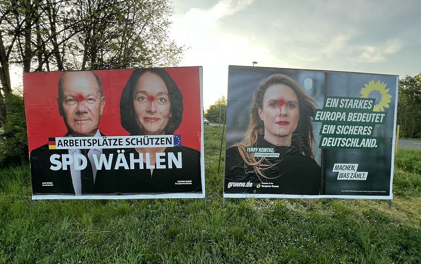 Verunstaltete Wahlplakate in Nordhausen (Foto: S.Dietzel)