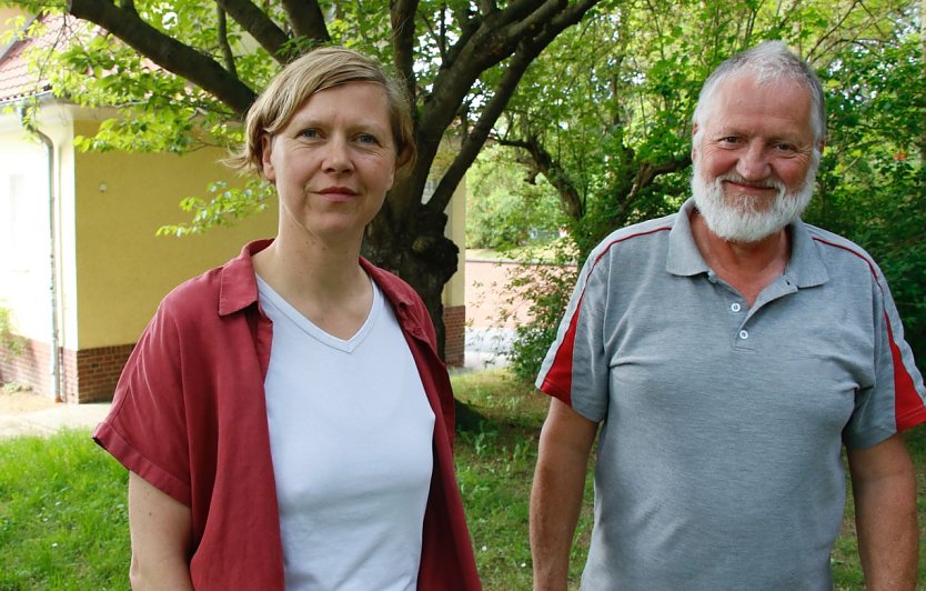 Nordhäuser Apfelenthusiasten auf Spurensuche: Kathleen Hahnemann und Gerd Ulm (Foto: agl)