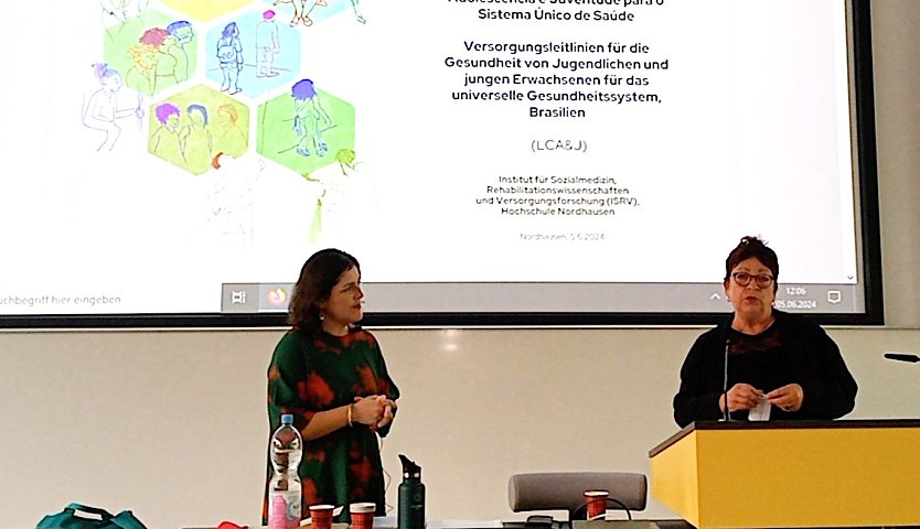 Prof. Dr. Mariana Arantes Nasser und Prof. Dr. Petra J. Brzank (Foto: Hochschule Nordhausen)