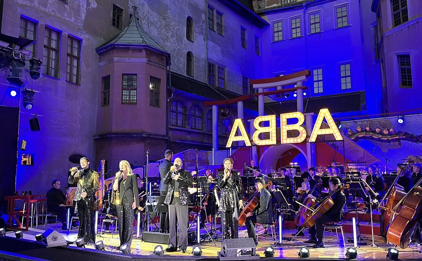 ABBA-Show zu den Thüringer Schlossfestspielen (Foto: oas)