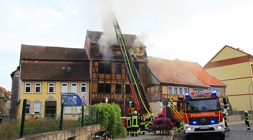 Brand heute Morgen in Bleicherode (Foto: Silvio Dietzel)