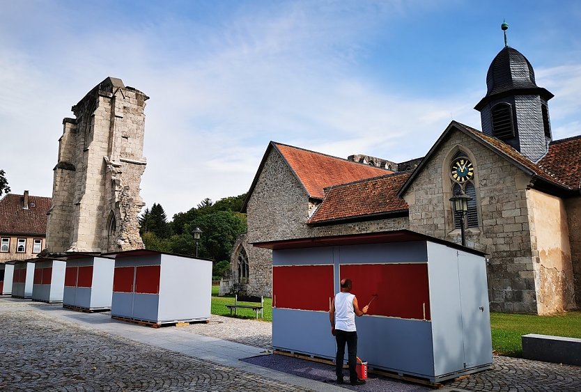 Vorbereitungen für den Klostermarkt i Walkenried (Foto: ZisterzienserMuseum Kloster)