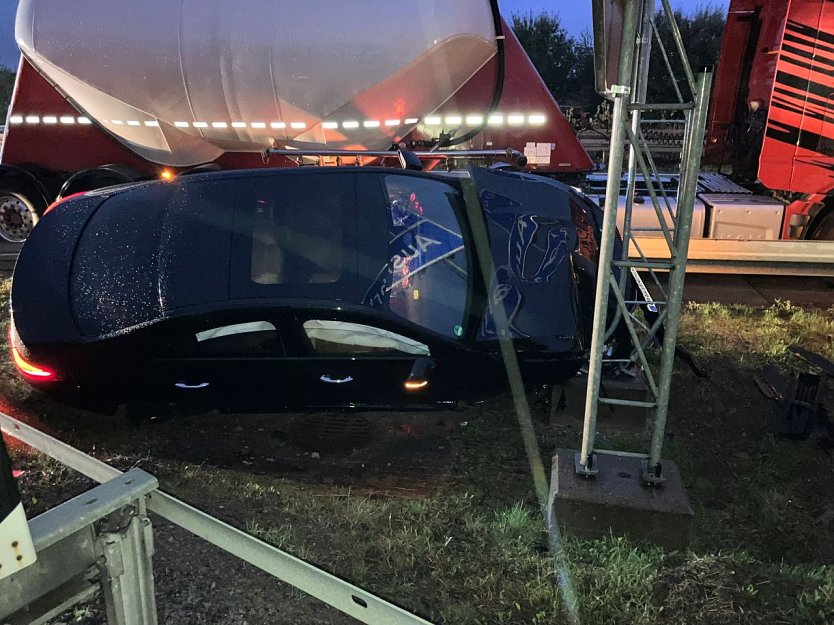 Unfall auf der A38 (Foto: Feuerwehr Arenshausen/Silvio Dietzel)