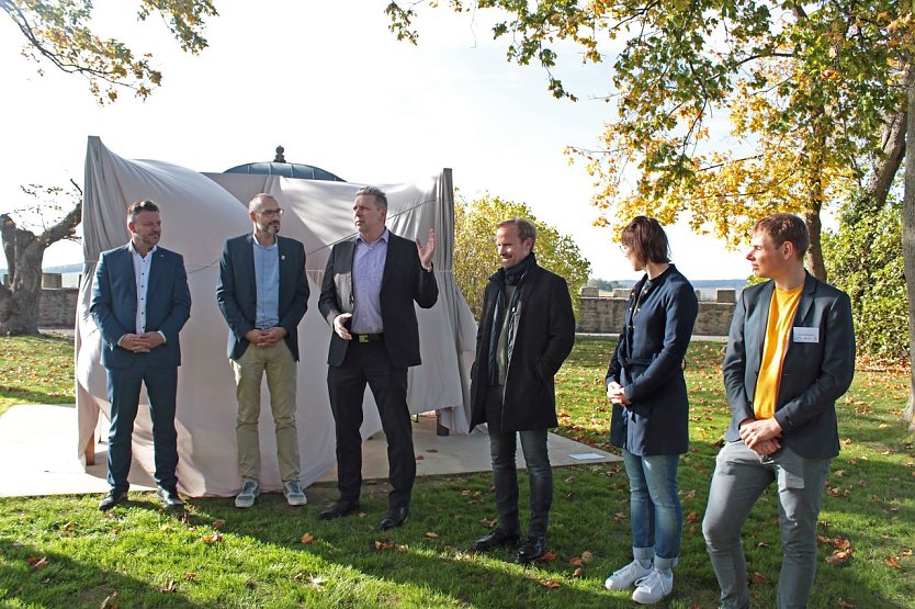 Denkmal enthüllt  (Foto: Standortentwicklungsgesellschaft Mansfeld-Südharz mbH)