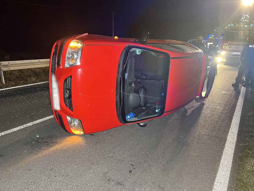 Beide Insassen kamen unverletzt davon (Foto: S. Dietzel)