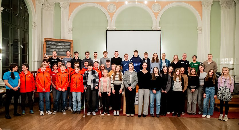 Alle Sportasse des Humboldt-Gymnasiums (Foto: C.Keil)