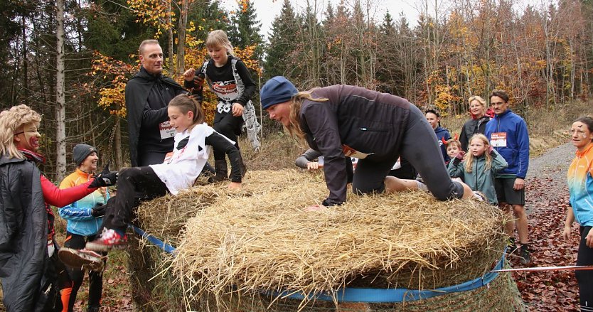 1. Hindernislauf am Harzer Hexenbesen (Foto: agl)