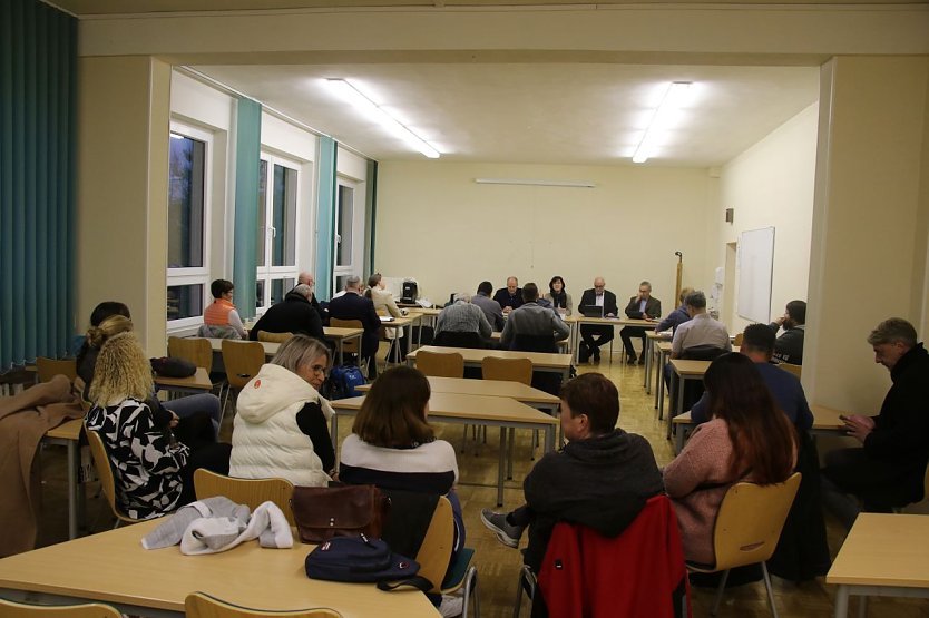 Zu seiner ersten Sitzung kam der Schulausschuss gestern in Niedersachswerfen zusammen (Foto: agl)