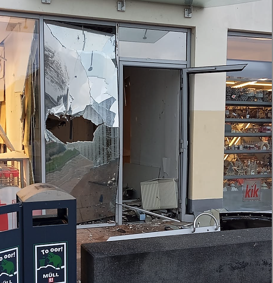Verw&uuml;stung in der Sch&ouml;nfelder Stra&szlig;e in Artern (Foto: S. Dietzel)