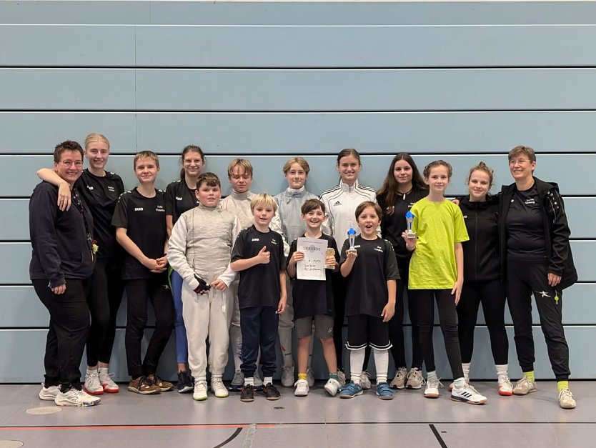 Alle platzierten FSC Fechter des Rolandpokal (Foto: Fechtsprtclub Nordhausen)