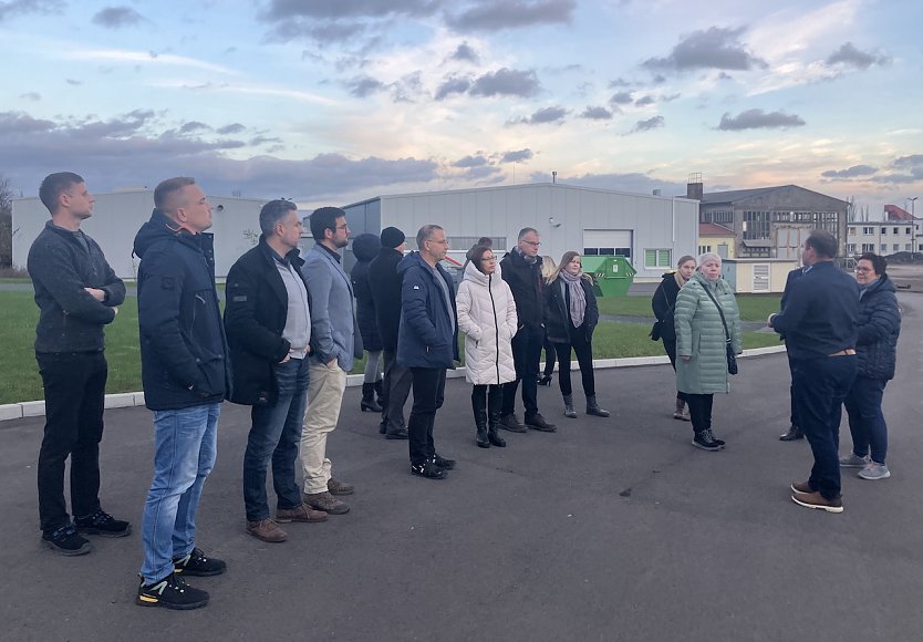 Der Arbeitskreis SCHULEWIRTSCHAFT traf sich bei AHN Biotechnologie und Sokratherm (Foto:  &copy; NUV, Marcel K&uuml;bler)