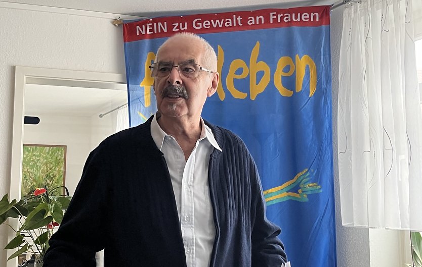 Im Bad Langensalzer Frauenzentrum las der M&uuml;hlh&auml;user Autor Hans Kuhnert aus seinem Buch "Jedem seine Wahrheit" (Foto: oas)