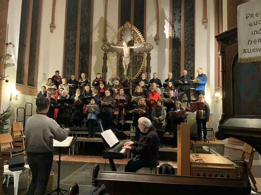 Probe in der Kirche (Foto: Gregor Heimrich)