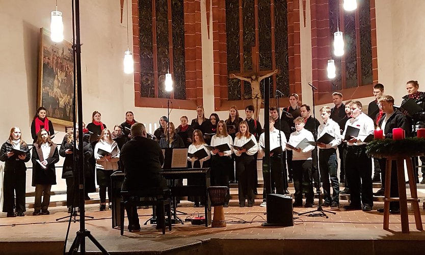 Begeisterndes Adventskonzert in der Blasiikirche (Foto: P.Gutschmidt)