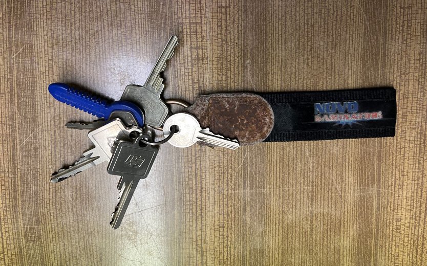 Der besagte Schlüsselbund (Foto: Polizei) Der besagte Schlüsselbund (Foto: Polizei)