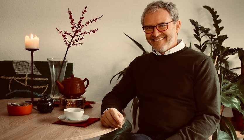 Im Gespr&auml;ch mit Pfarrer Klemens M&uuml;ller  (Foto: agl)