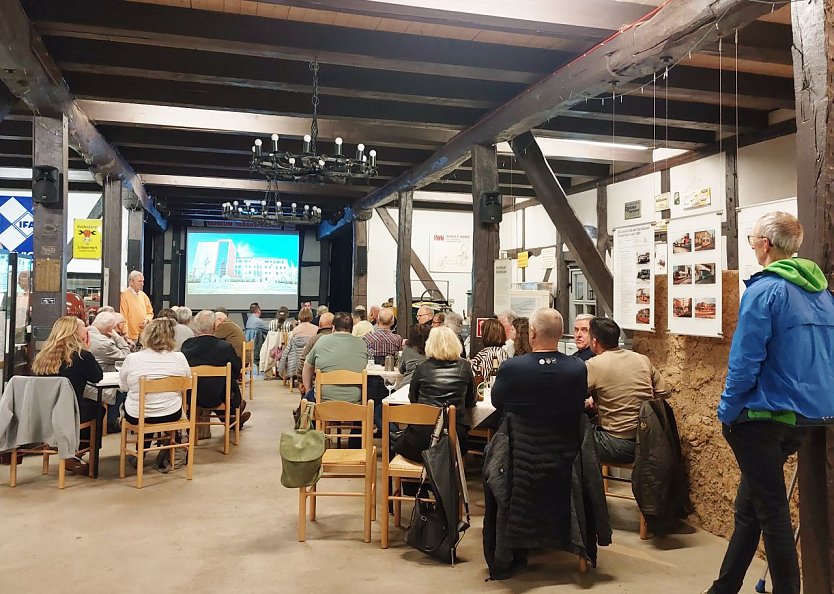 Versammlung des Geschichts- und Altertumsvereins (Foto: Geschichts- und Altertumsverein)