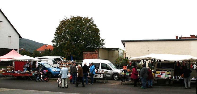 Bauernmarkt in Kelbra (Foto: Ulrich Reinboth)