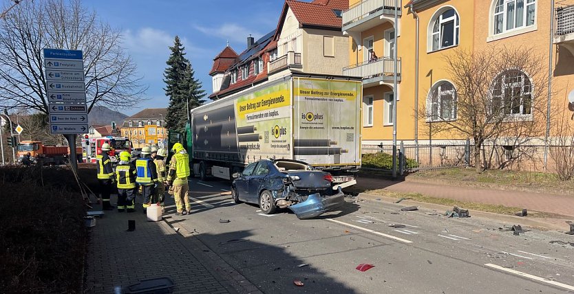 Schwerer Unfall in der Sondersh&auml;user Innenstadt (Foto: S. Dietzel)