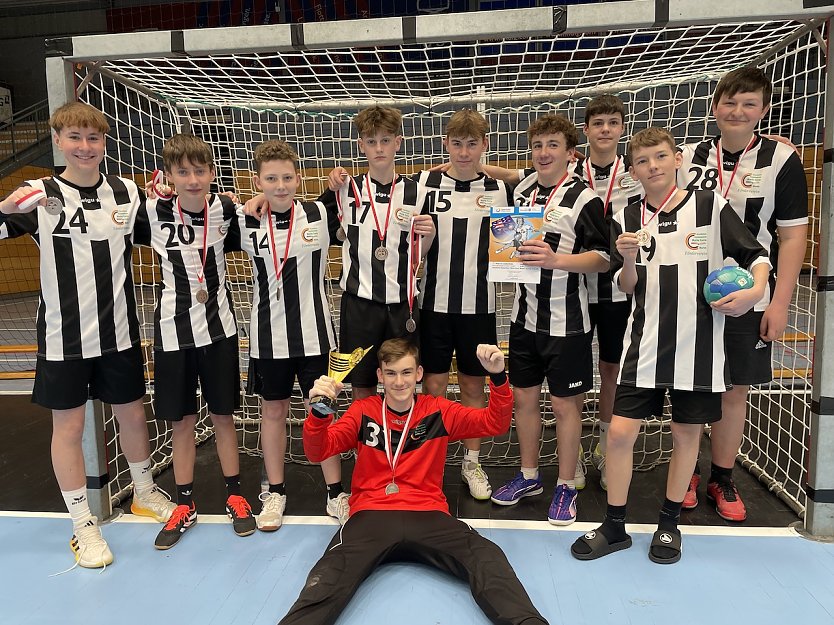 Die Worbiser Handballjungs (Foto: J.Gebhardt) Die Worbiser Handballjungs (Foto: J.Gebhardt)