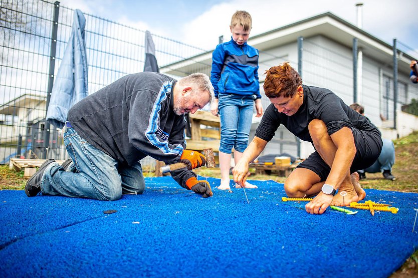 Stand Up Paddler bereiten die neue Saison vor (Foto: Christoph Keil) Stand Up Paddler bereiten die neue Saison vor (Foto: Christoph Keil)