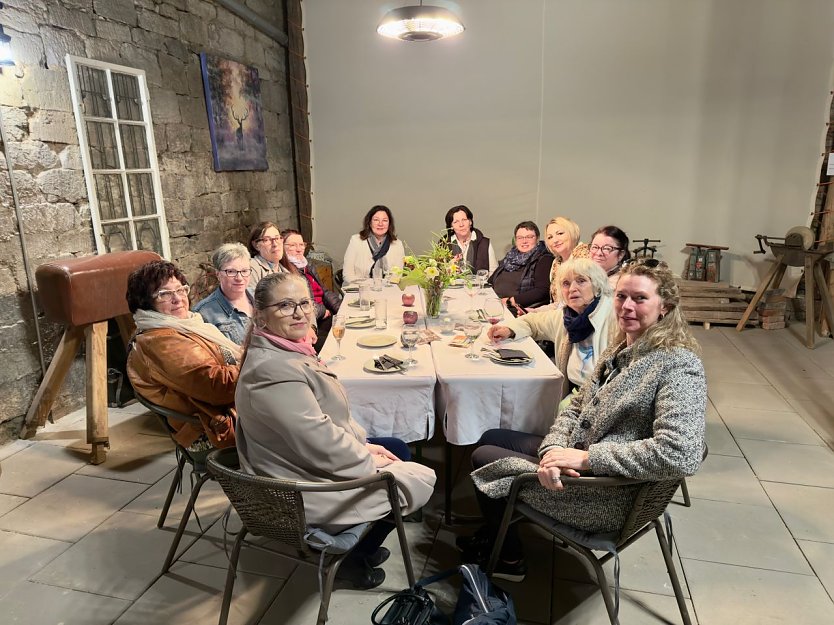 Frauenunion zu Gast im Aulebener Kulturhof (Foto: A. Liesegang) Frauenunion zu Gast im Aulebener Kulturhof (Foto: A. Liesegang)