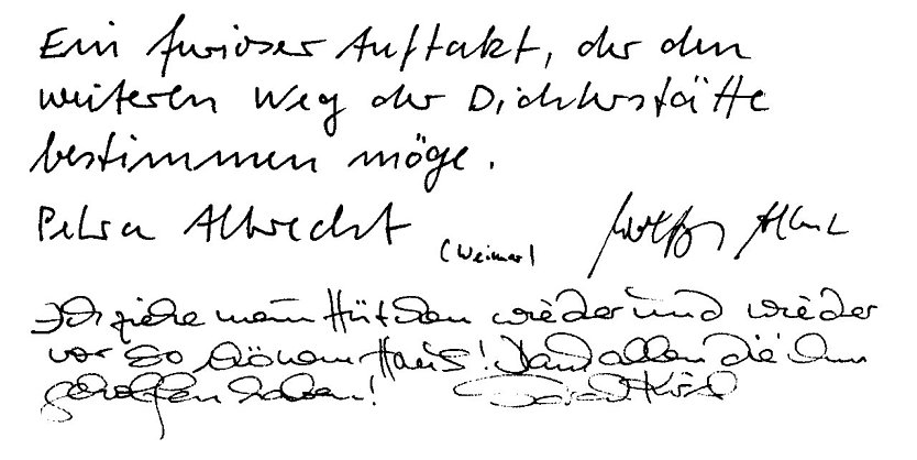 Eintrag in das G&auml;stebuch des Vereins von der K&uuml;nstlerin Petra Albrecht, Weimar, und der Dichterin (Foto: Heidelore Kneffel)