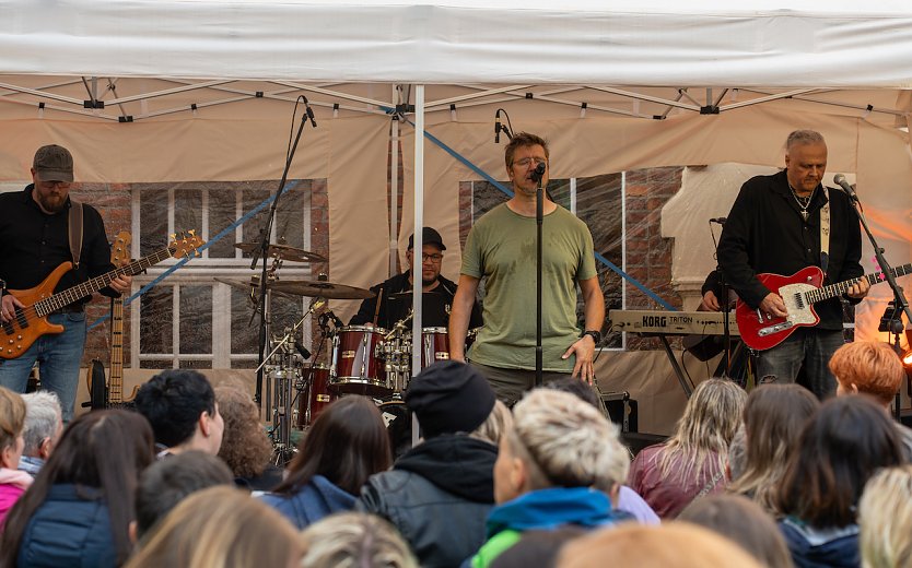 EMMA in der Traditionsbrennerei (Foto: S.Tetzel)