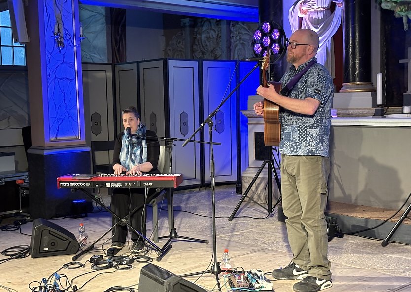 Rachel Walker und Aaron Jones gestern Abend in der Konzertkirche (Foto: oas)