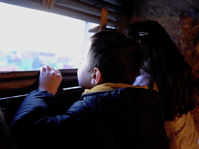 KILA-Aktionstag mit Papierfliegern (Foto: F.Tuschy)