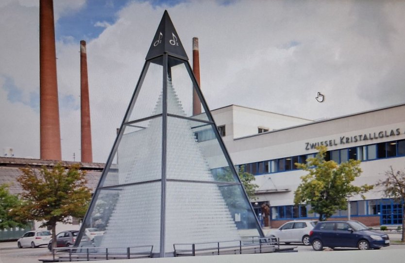 Pyramide (Foto: R. Frank)