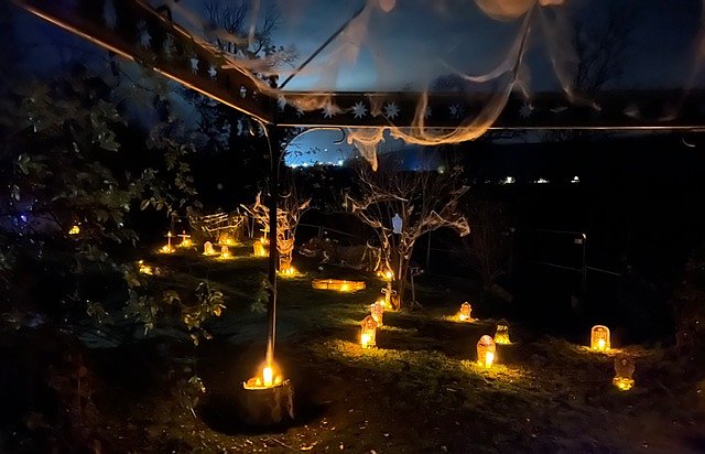Blick auf den "Friedhof" (Foto: Verein für lebendiges Mittelalter) Blick auf den "Friedhof" (Foto: Verein für lebendiges Mittelalter)