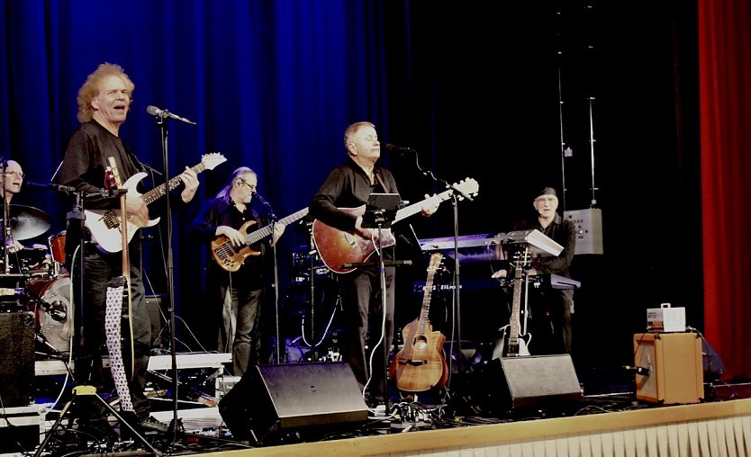 Thomas Rühmann & Band im KKZ in Bad Langensalza (Foto: Eva Maria Wiegand) Thomas Rühmann & Band im KKZ in Bad Langensalza (Foto: Eva Maria Wiegand)