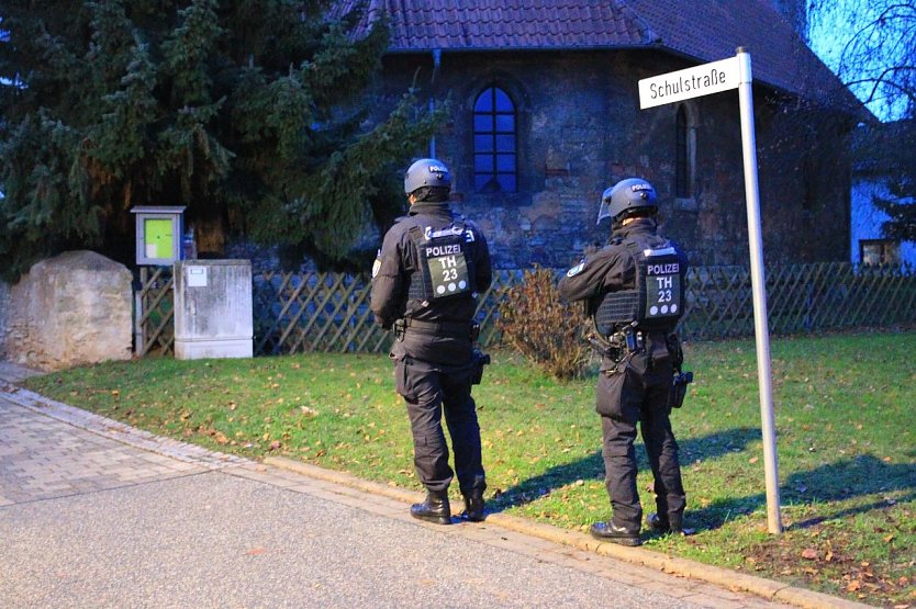 Polizeieinsatz in Wipperdorf (Foto: S.Dietzel)