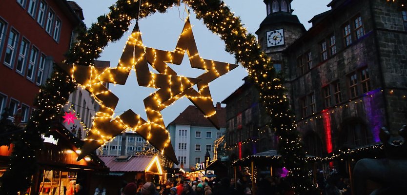 Der Weihnachtsmarkt ist er&ouml;ffnet (Foto: agl)