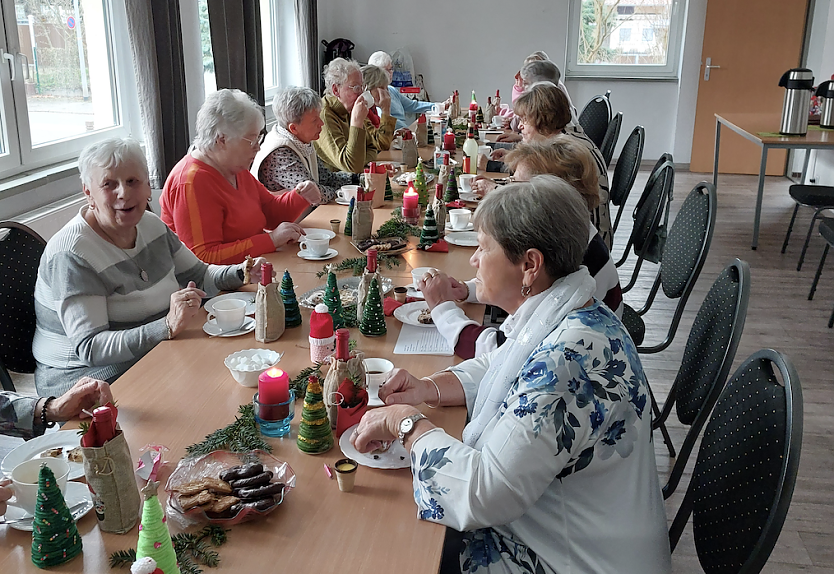 Weihnachtsfeier im Seniorentreff Jecha (Foto: Gudrun Dittrich)