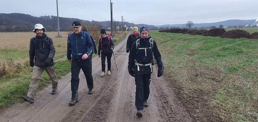 Auf dem Weg zum Weihnachtsmarkt (Foto: Bodo Schwarzberg)