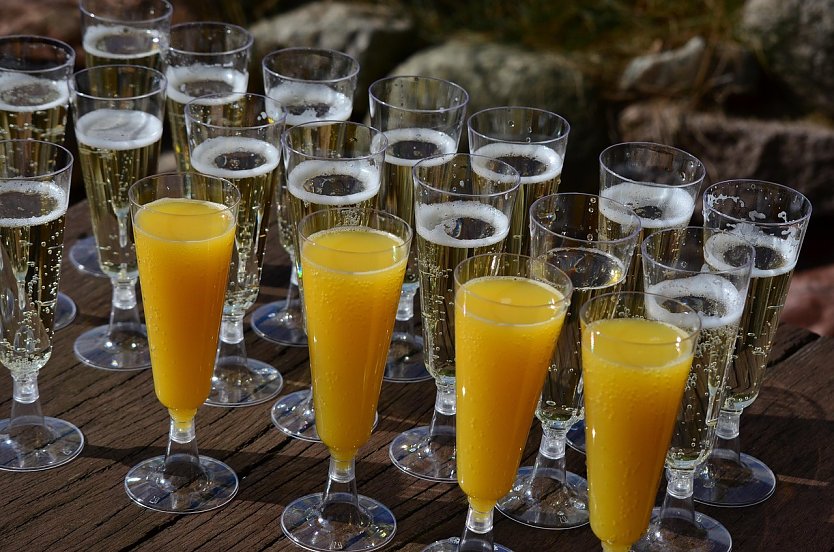 Sekt (Foto: Claudia Peters auf Pixabay)