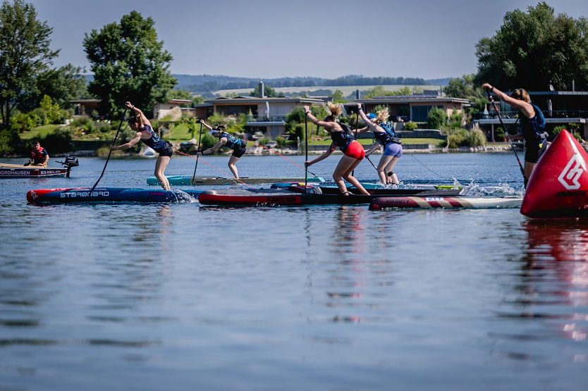 Der SUP-Wettkampf auf den Sundh&auml;user See.  (Foto: Christoph Keil)