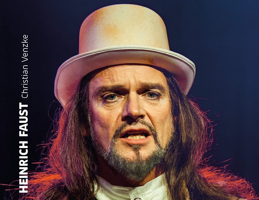 Christian Venzke probierte mit Sch&uuml;lern f&uuml;r FAUST'N'ROLL (Foto: Agentur)