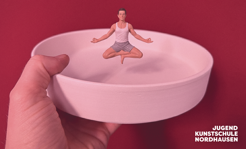 Kunst und Yoga kommen bei "Sketch und Stretch" zusammen  (Foto: Jugendkunstschule)