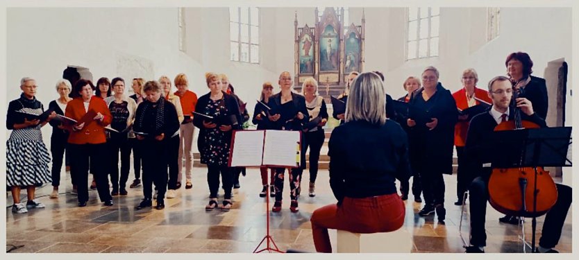 Der Chor Nova Cantica bei einem Auftritt in Ellrich.  (Foto: Annett Alert)