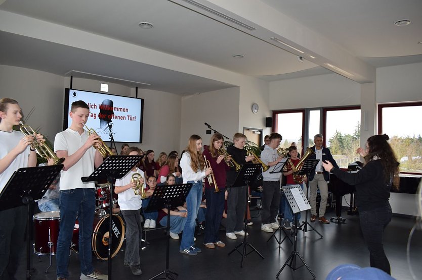 Tag der offenen T&uuml;r am Schiller Gymnasium in Bleicherode (Foto: Tina Wehnert & Elke Schreiber)