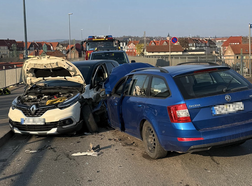 Unfall auf der Zeppelinbr&uuml;cke in Nordhausen (Foto: S. Dietzel)