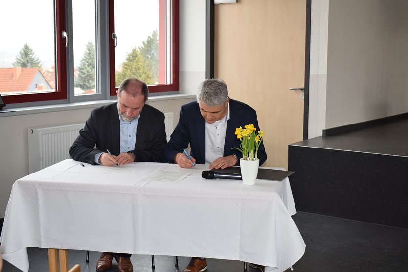 Partnerschaft besiegelt - das Schillergymnasium arbeitet mit einer Schule aus dem polnischen Gostyn zusammen (Foto: Tina Wehnert)