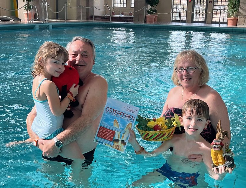 Mit Oma und Opa zu Besuch im Badehaus (Foto: Badehaus Nordhausen)