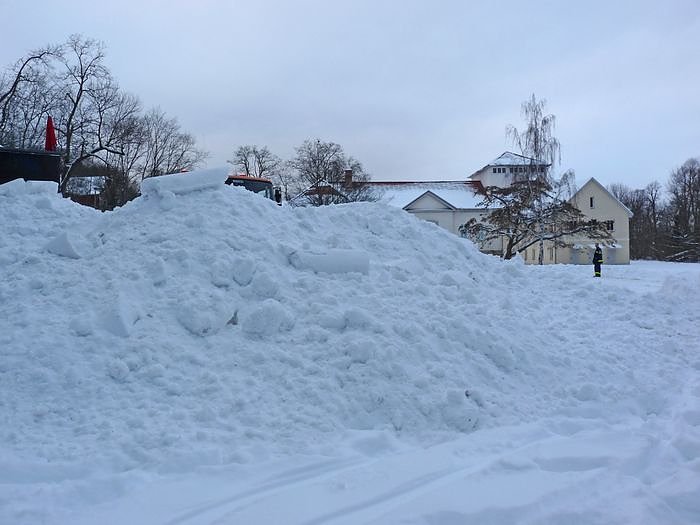 Schneeräumung im Loh (Foto: Karl-Heinz Herrmann) Schneeräumung im Loh (Foto: Karl-Heinz Herrmann)